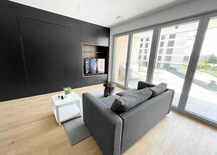 شقة Luxury 2023 Flat In Center With Terrace & Parking- Cd4