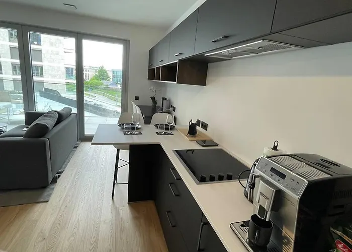 Luxury 2023 Flat In Center With Terrace & Parking- Cd4 *